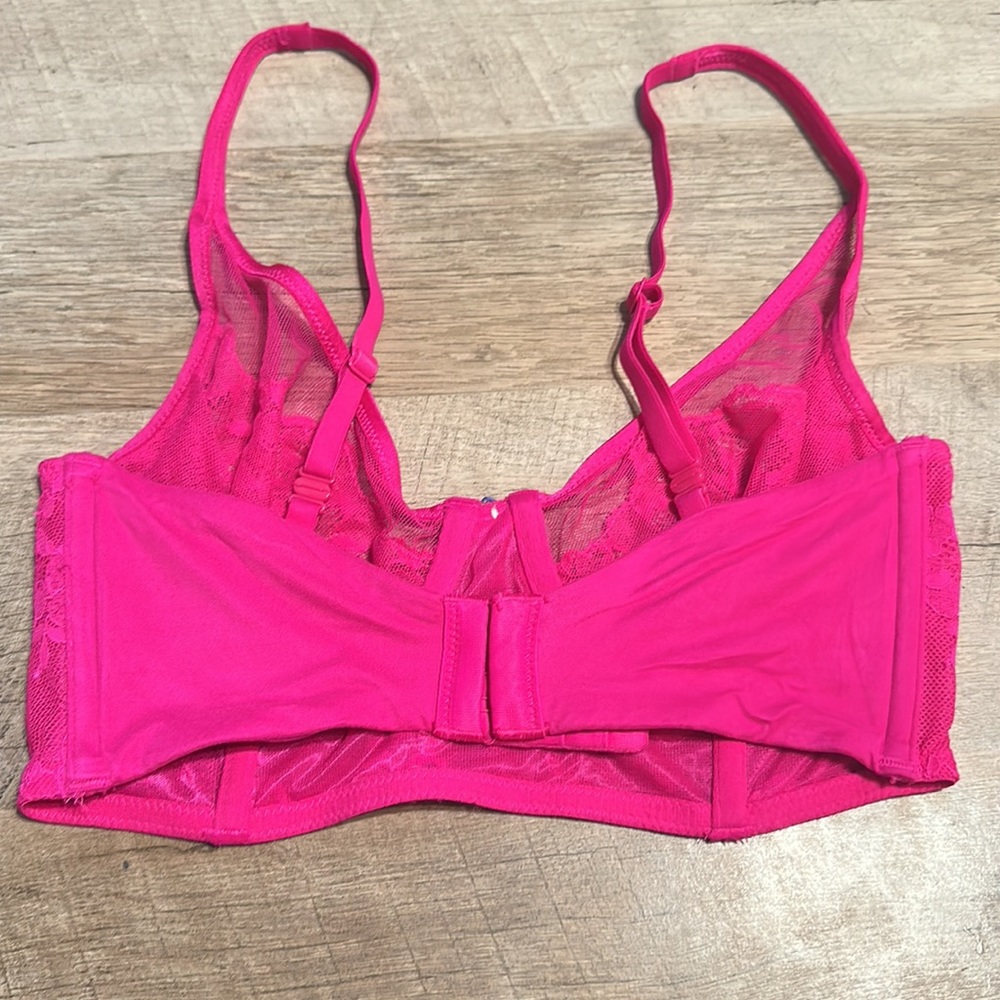 VS bra - Picture 2 of 3